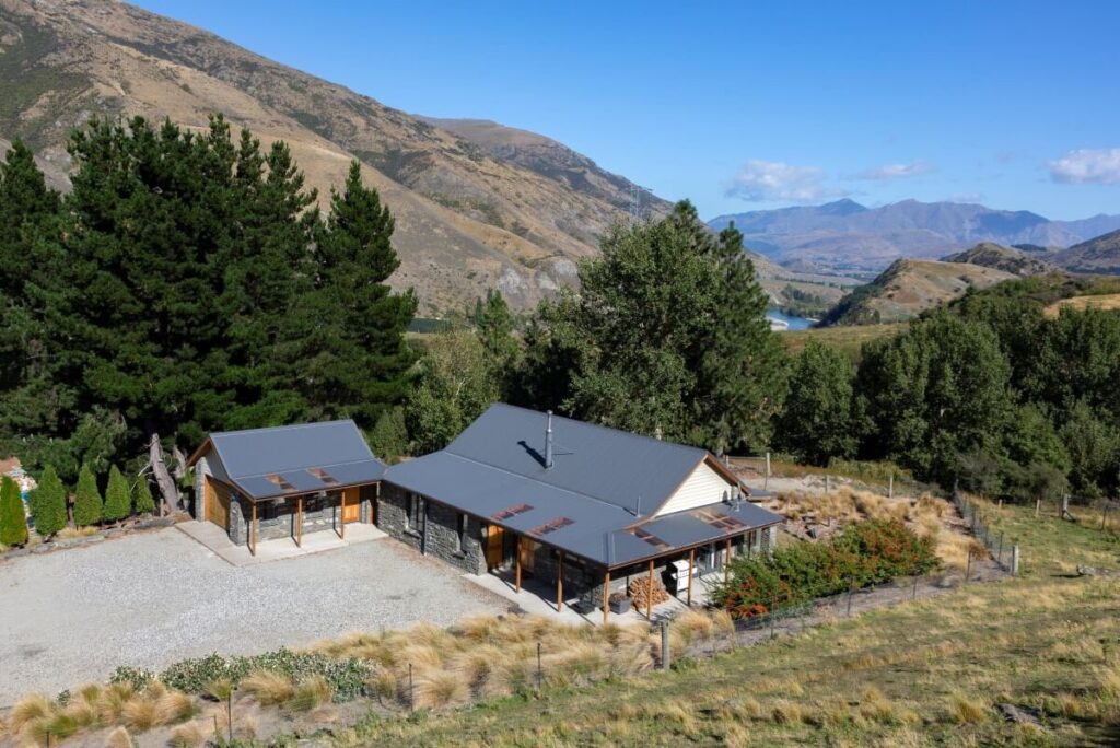 The Cottage visitor accommodation Judge & Jury Village Gibbston Valley